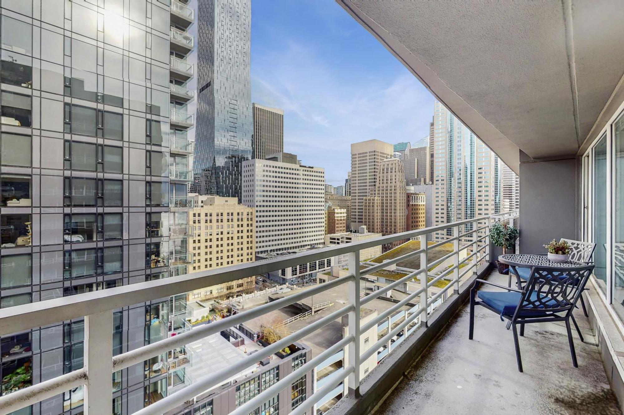 Newmark Tower Seattle Rom bilde