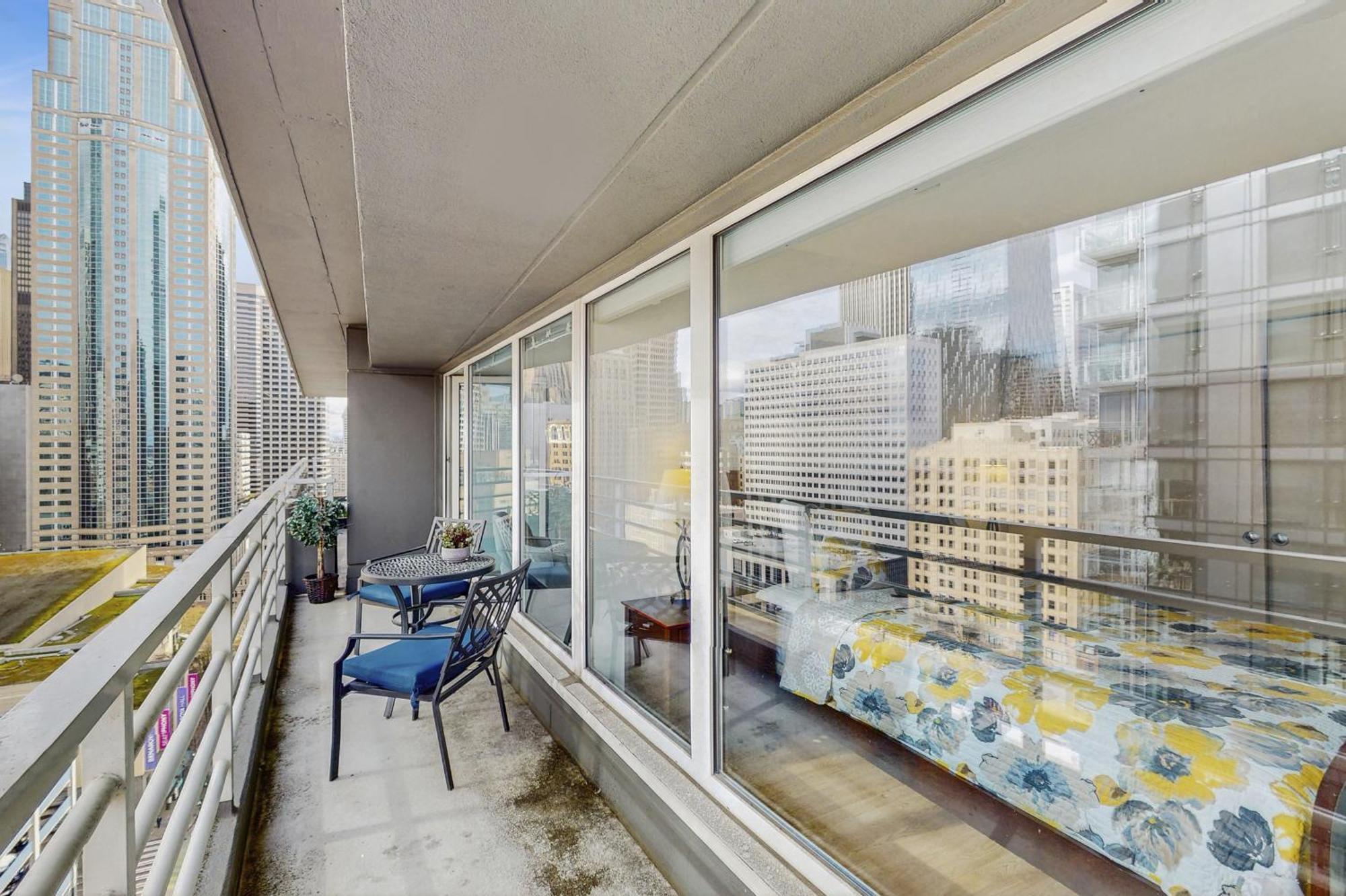 Newmark Tower Seattle Rom bilde